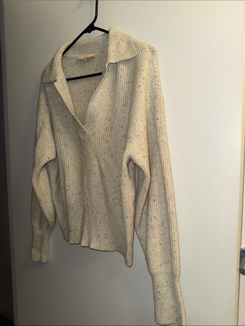 LOFT Cream Ribbed Collared V-Neck Sweater - Picture 3 of 4